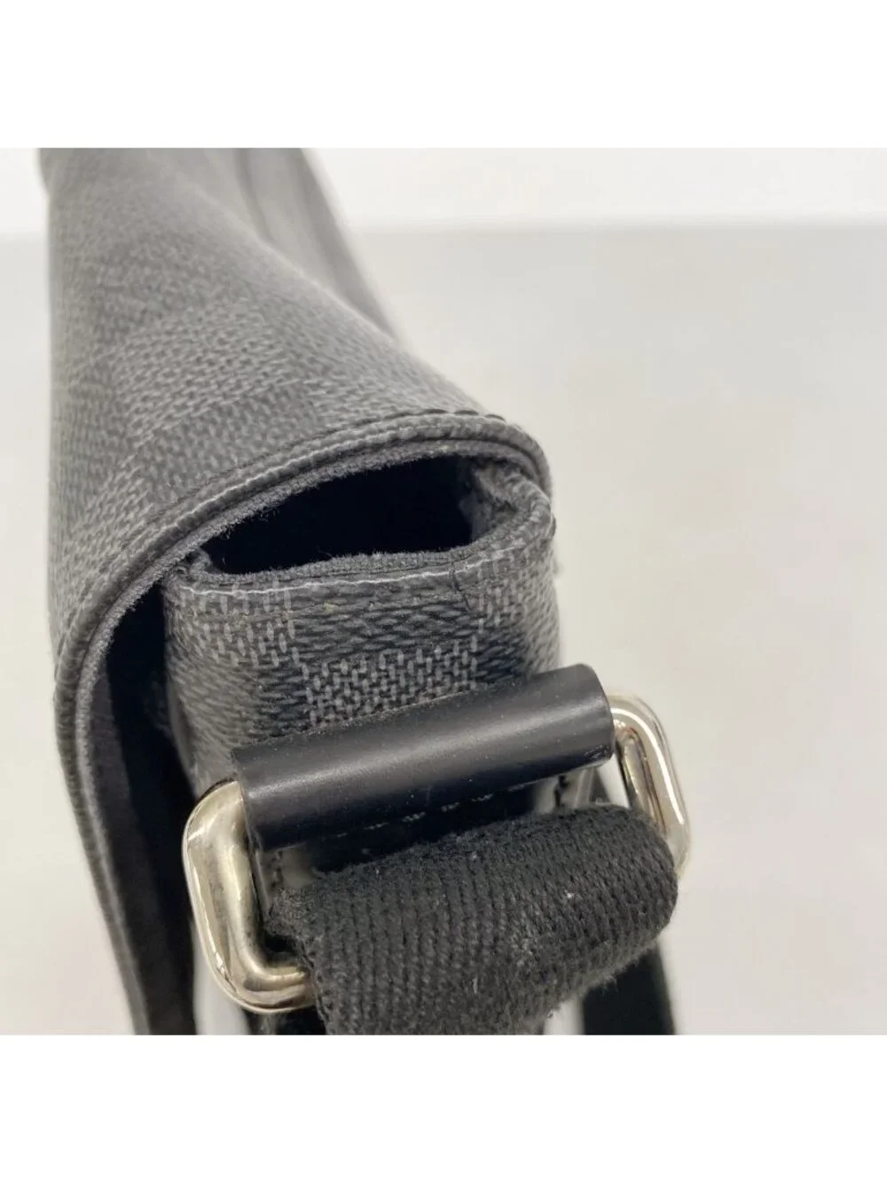 Louis Vuitton Shoulder Bag Damier Graphite District PM Black